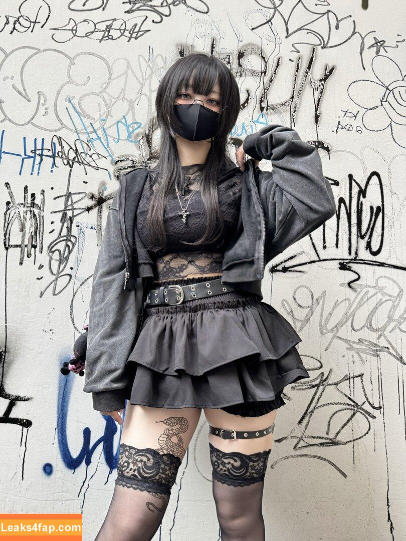 eye_shiny /  leaked photo photo #0001