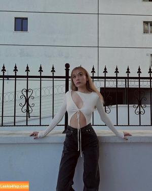 Ezgi Kasapcopur photo #0011