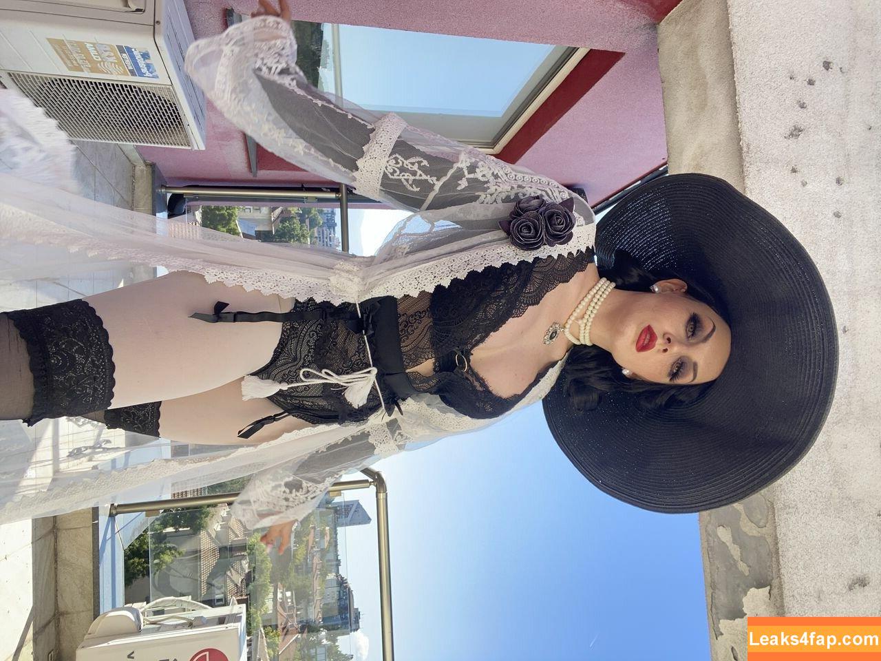 Ezy Summers Cosplay / ezysummerscosplay слитое фото фото #0186