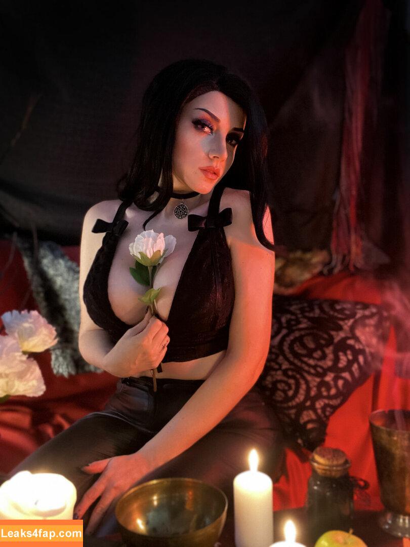 Ezy Summers Cosplay / ezysummerscosplay слитое фото фото #0301