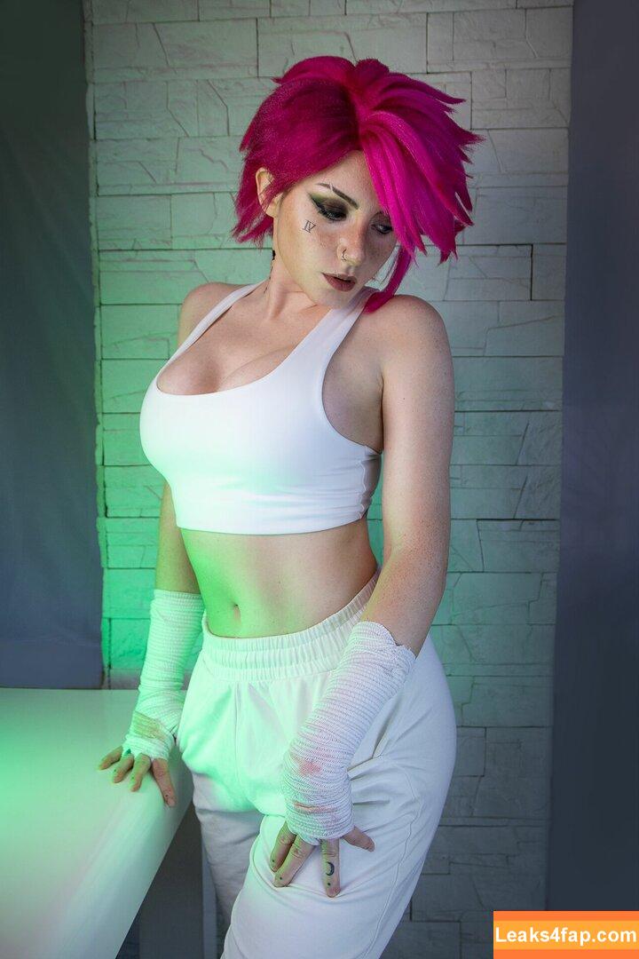 Ezy Summers Cosplay / ezysummerscosplay слитое фото фото #0374