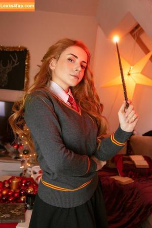 Ezy Summers Cosplay photo #0059