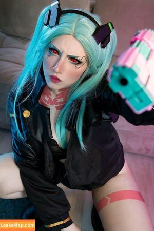 Ezy Summers Cosplay photo #0086