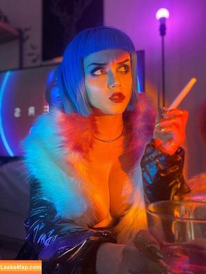 Ezy Summers Cosplay photo #0214