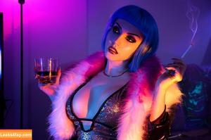 Ezy Summers Cosplay photo #0226