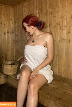 Ezy Summers Cosplay photo #0269