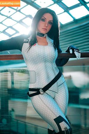 Ezy Summers Cosplay photo #0380