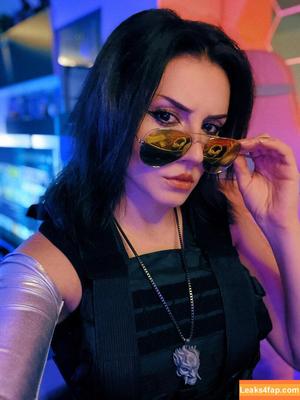 Ezy Summers Cosplay photo #0744