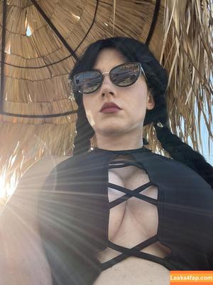 Ezy Summers Cosplay photo #0753