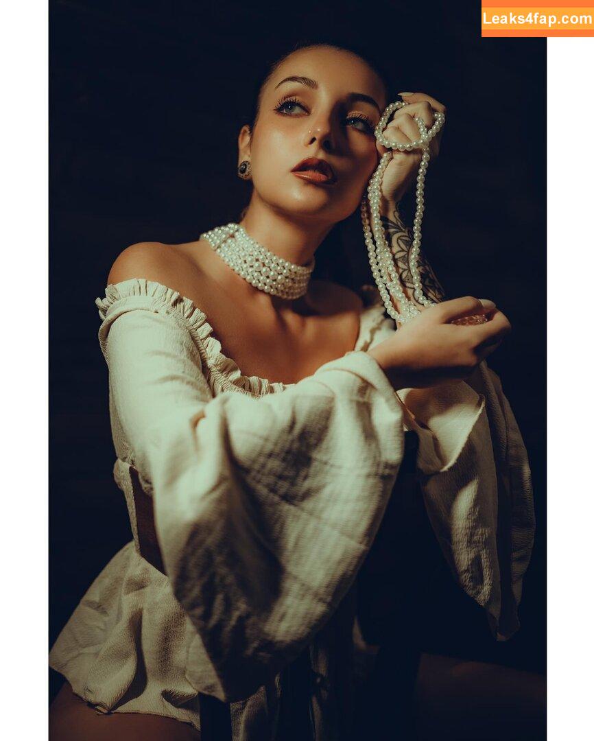 Fabiola Holystone / fabiolaholystone слитое фото фото #0033