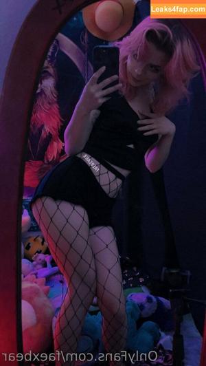 faexbear photo #0025