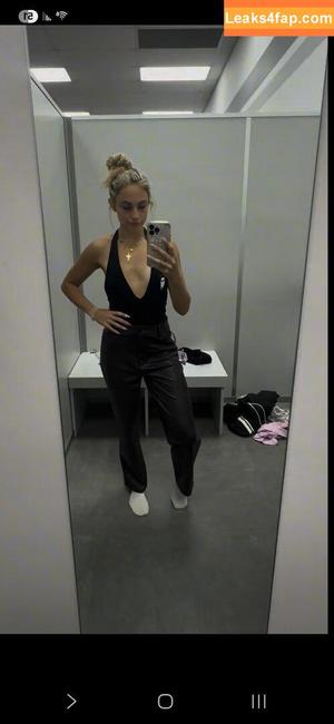 Faith Enokian photo #0014