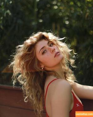 Faith Ordway photo #0157