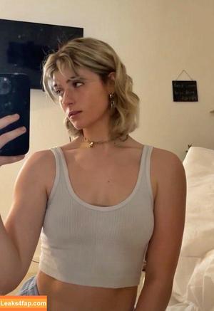 Faith Ordway photo #0227