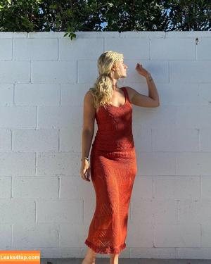 Faith Ordway photo #0260