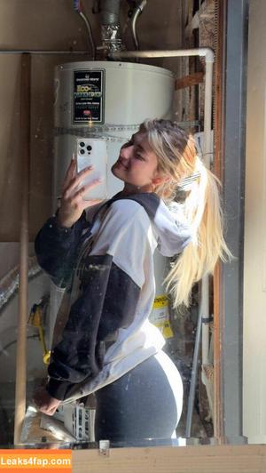 Faith Ordway photo #0382