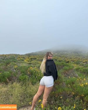 Faith Ordway photo #0383