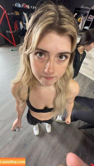 Faith Ordway photo #0548