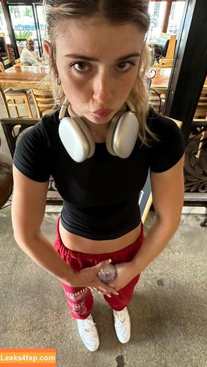 Faith Ordway photo #0571