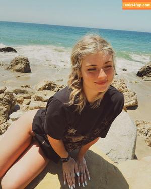 Faith Ordway photo #0730