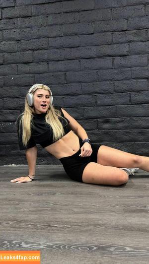 Faith Ordway photo #0899