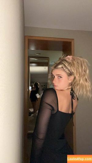 Faith Ordway photo #0923