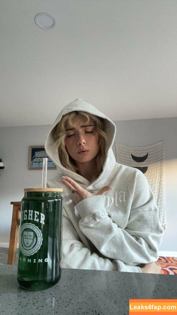 Faith Ordway / MF_DAZNXSeries / faithordway leaked photo photo #1186