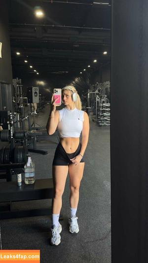 Faith Ordway photo #1026