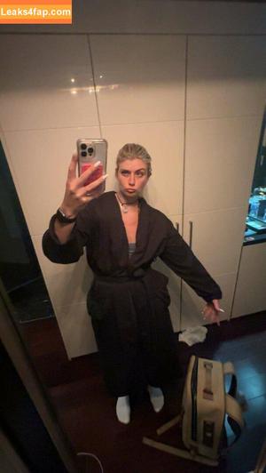 Faith Ordway photo #1052