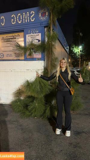 Faith Ordway photo #1125