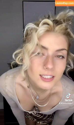 Faith Ordway photo #1198