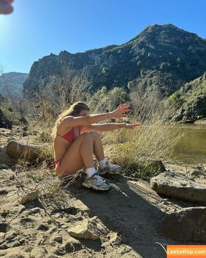 Faith Ordway photo #1438