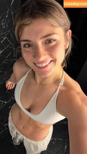 Faith Ordway photo #1483