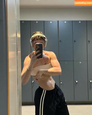 Faith Ordway photo #1528