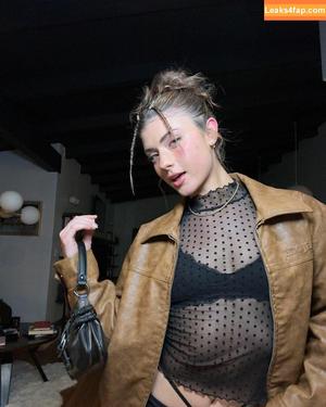 Faith Ordway photo #1531