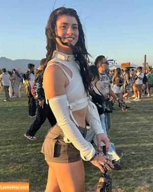 Faith Ordway photo #1604