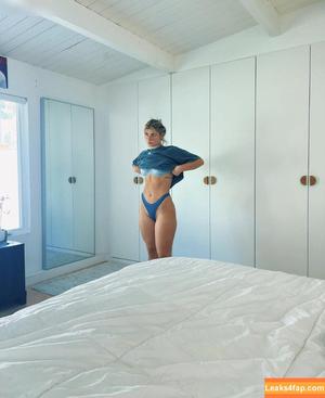 Faith Ordway photo #1706