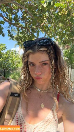 Faith Ordway photo #1800