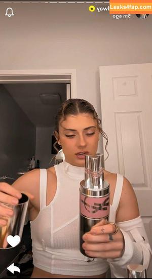 Faith Ordway photo #1998