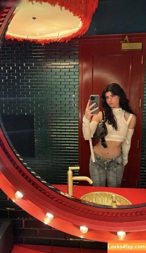 Faith Ordway photo #2037