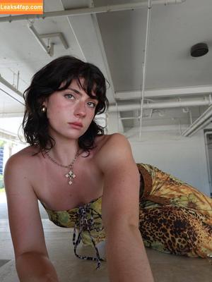 Faith Ordway photo #2700