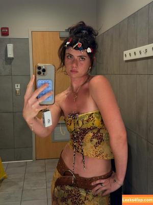 Faith Ordway photo #2705
