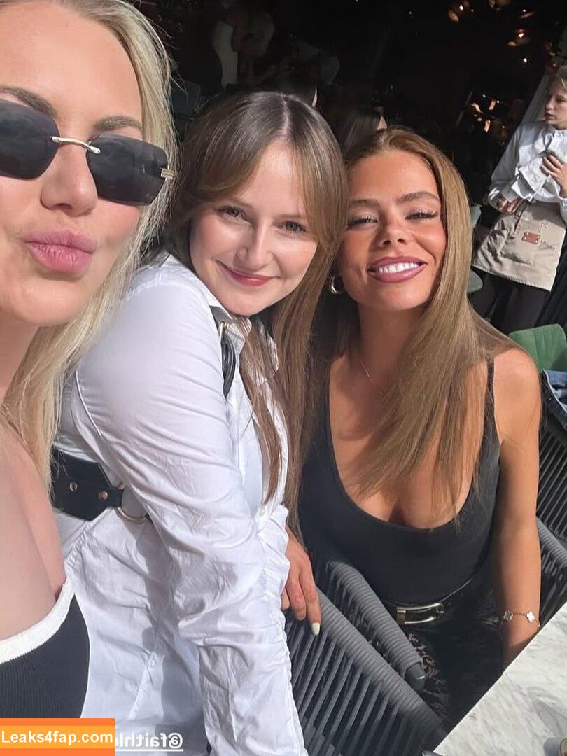 faithlouisak / brunetteblueeyedbaddie / yourmummaxoxo leaked photo photo #0028