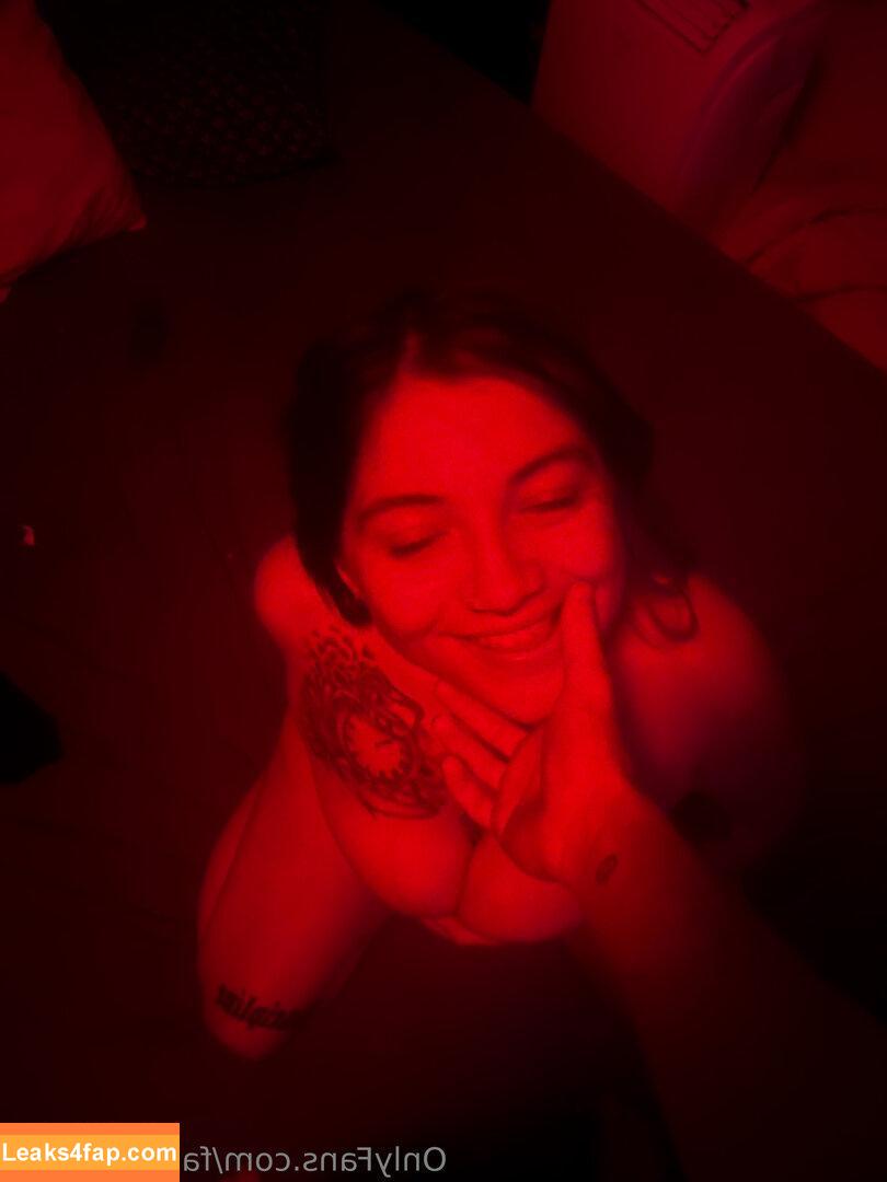 faithybabyxo / faithbowtell leaked photo photo #0004
