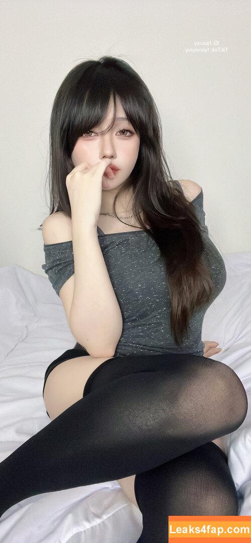 Faixvey leaked photo photo #0098