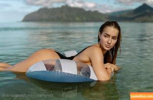 fakeblonde9 photo #0037