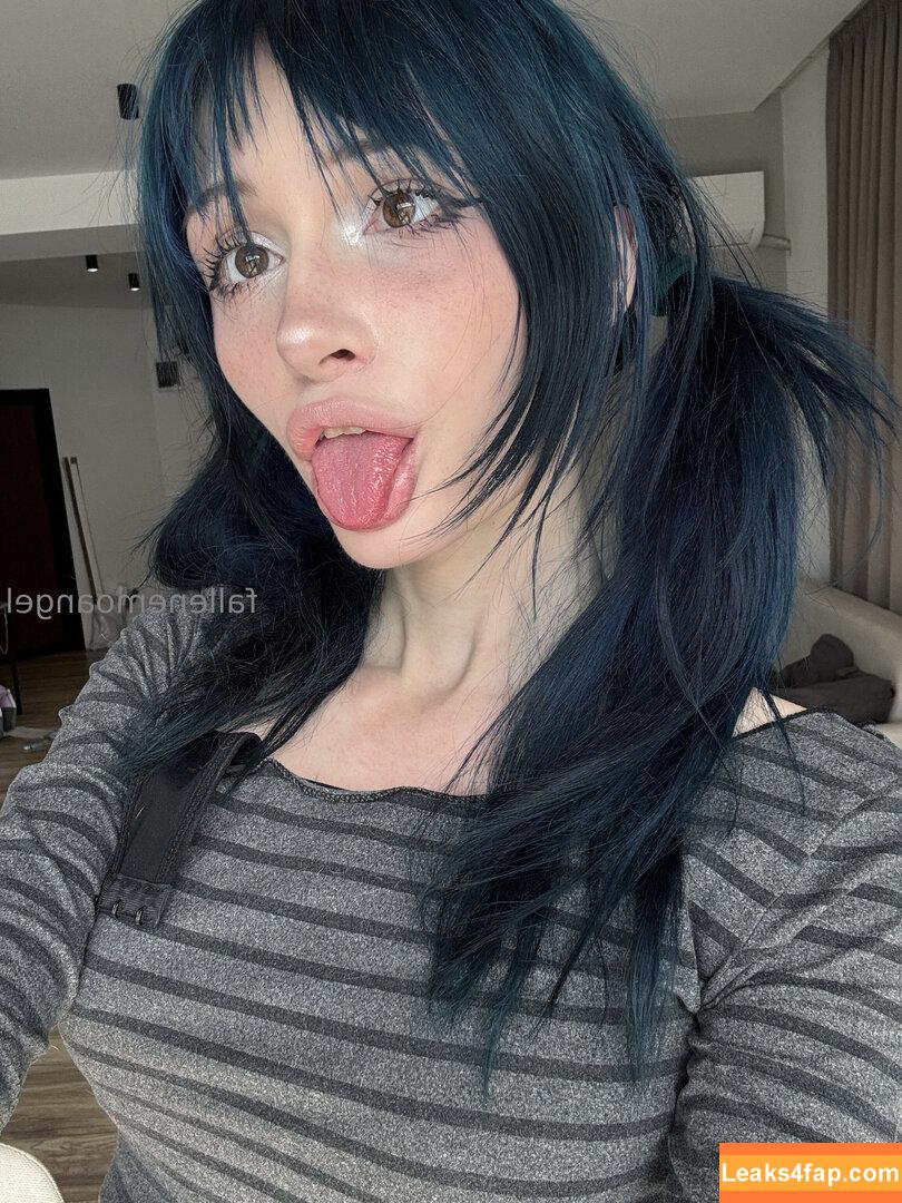 fallenemoangel / fallen_emo_angel666 leaked photo photo #0238