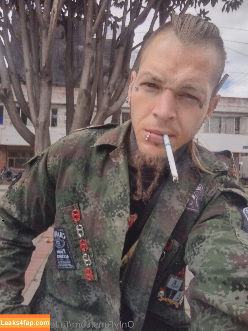 fallenmaster69 / fallenmoon13 leaked photo photo #0073