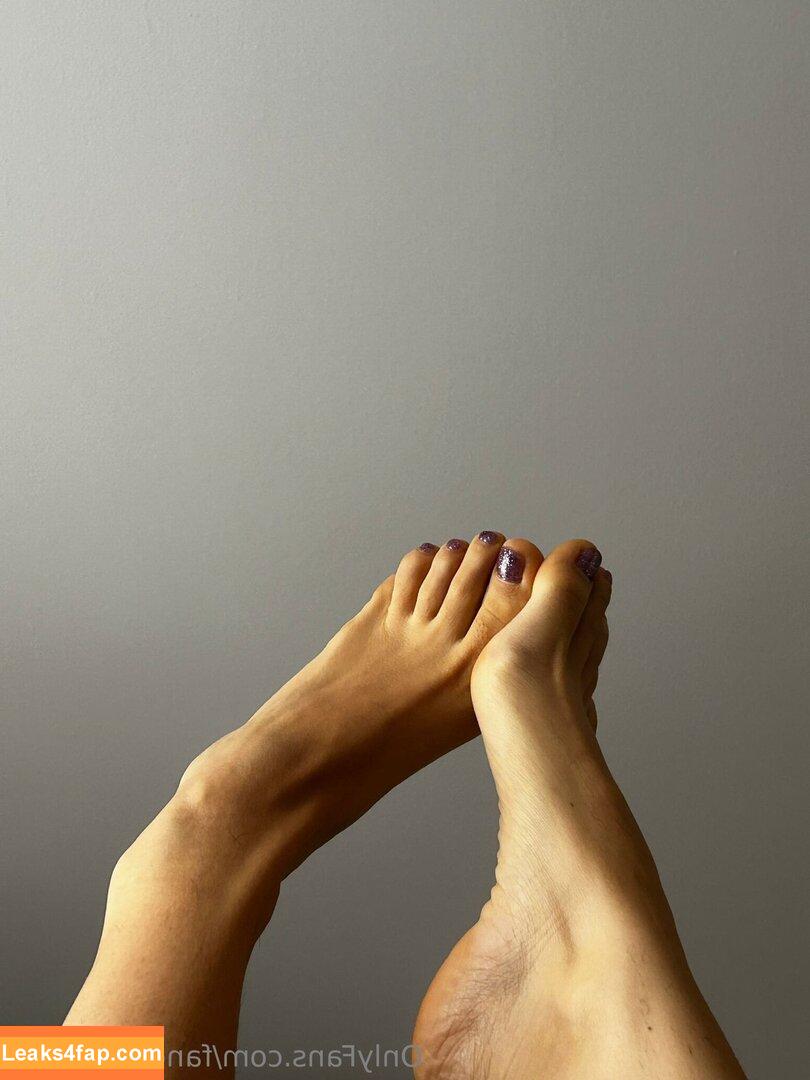 fancy_feet123 / fancy__feet123 leaked photo photo #0001