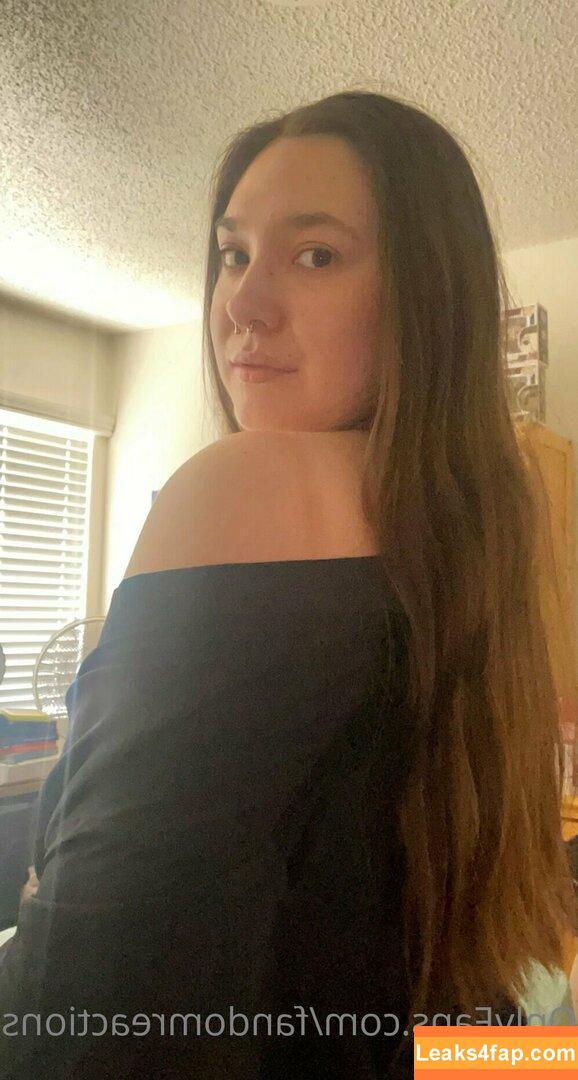 FandomReactions / fandomreactgirls leaked photo photo #0004